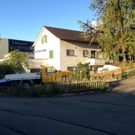 BaselHostel Fullinsdorf Exterior foto
